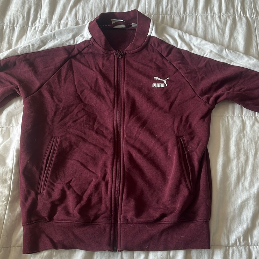Puma jacket!! Size small maroon almost new!